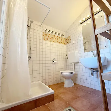 Lacodelama Mini Apartment Ližnjan