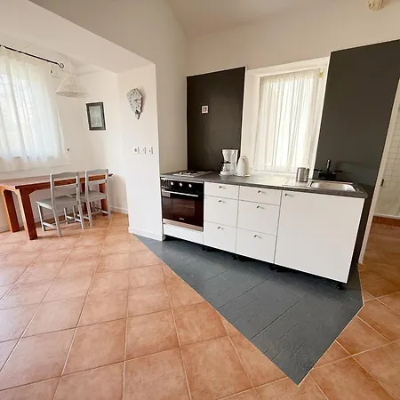Apartman Lacodelama Mini *