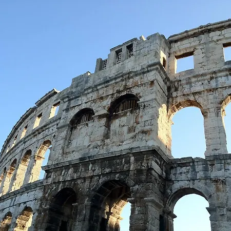 Apartman Lacodelama Mini Ližnjan