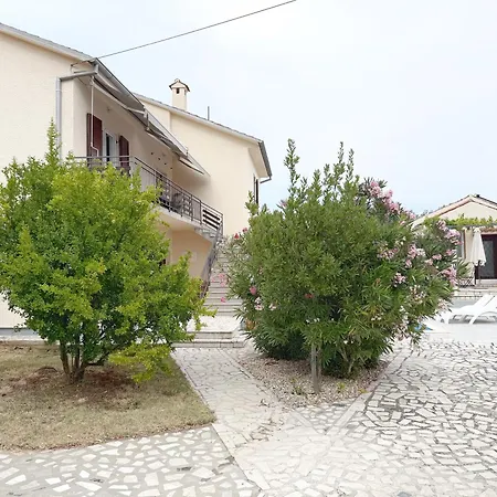 Lacodelama Mini Ližnjan