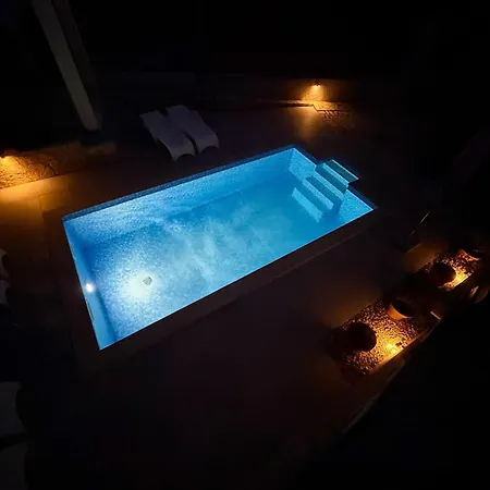 Lacodelama Mini Apartmán Ližnjan