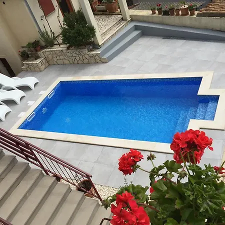 Apartment Lacodelama Liznjan