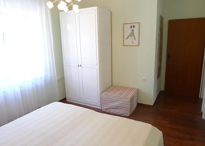 Lacodelama Mini Appartement Ližnjan